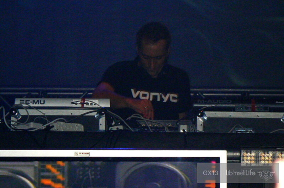 Paul Van Dyk In Between Tour 2007 - Praha - photo #87