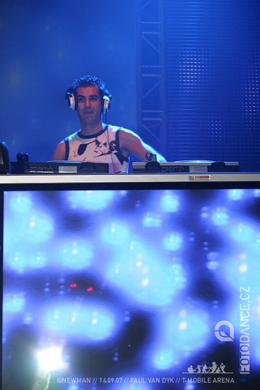 Paul Van Dyk In Between Tour 2007 - Praha - photo #12