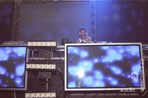 Paul Van Dyk In Between Tour 2007 - Praha - photo #13