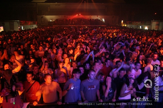 Paul Van Dyk In Between Tour 2007 - Praha - photo #17