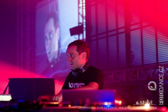 Paul Van Dyk In Between Tour 2007 - Praha - photo #95