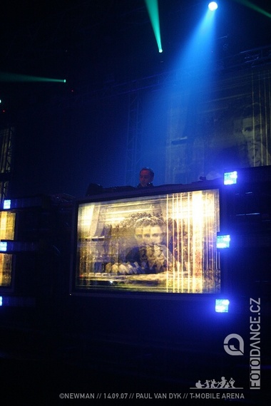 Paul Van Dyk In Between Tour 2007 - Praha - photo #99