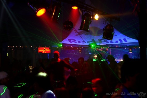 Monster Laser Show - Chotyne - photo #11