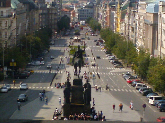 Lidské stopy - Praha - photo #317