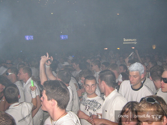 Sensation White 02 Arena - Praha - photo #43