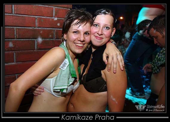Líbímseti pěnová párty! - PRAHA - photo #136