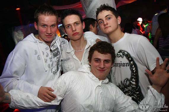 White party - Most - photo #46