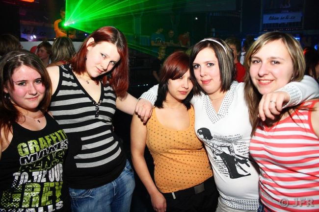 Brunette Party v Libimseti clubu - Liberec - photo #9