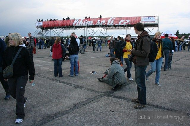 Votvírák - LETIŠTĚ MILOVICE - photo #2