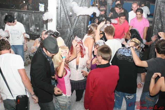 Music club Štvanice-Pěnovka - Praha - photo #40