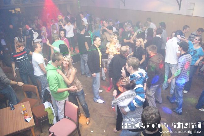 Facebook night party - Březová - photo #68