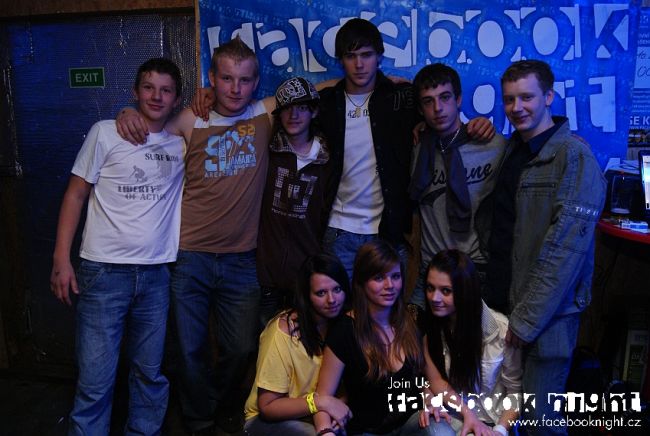 Facebook Night - Hradčany u Tišnova - photo #54