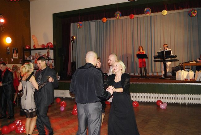 Erotický Ples s Robertem Rosenbergem - STARÝ JIČÍN - photo #25