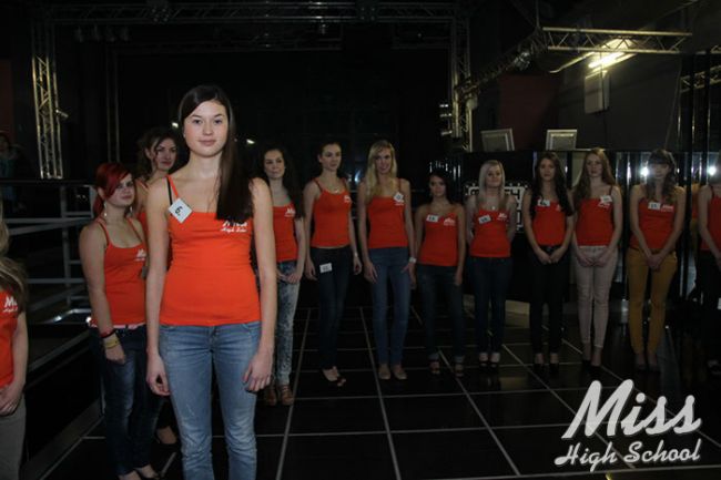 Semifinále Líbímseti Miss High School 2012 - Praha - photo #125