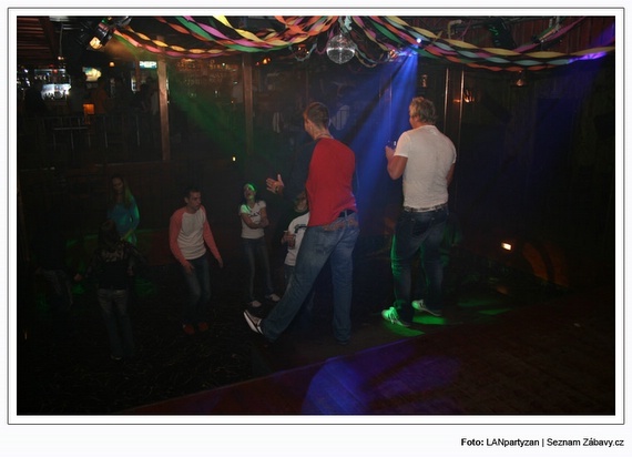 Party mix - Teplice - photo #15