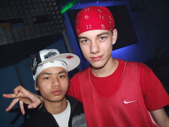 LeeG & JayC - Most - photo #64