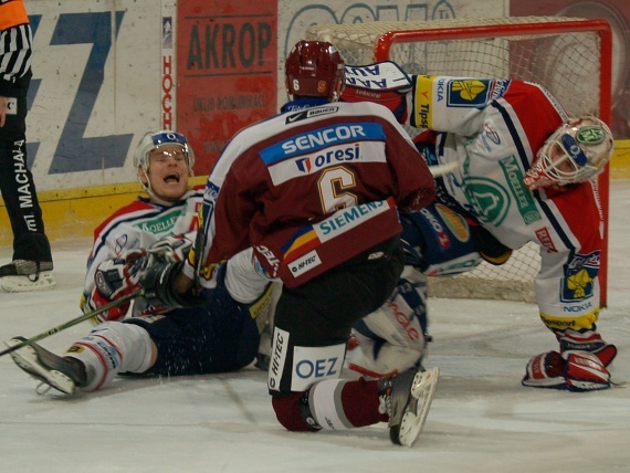 Sparta - Pardubice - Praha - photo #23