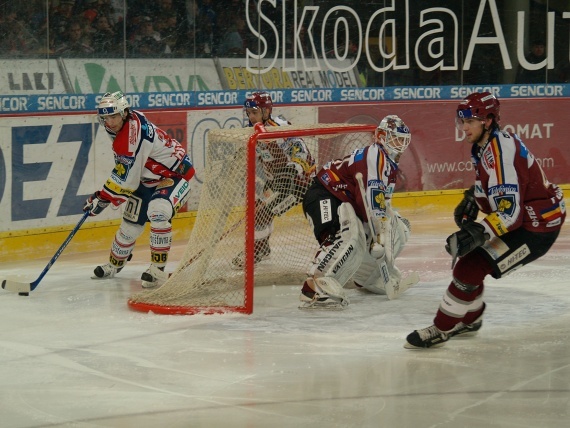 Sparta - Pardubice - Praha - photo #29