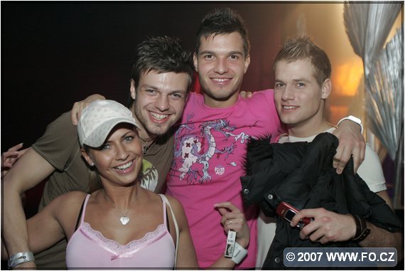 Defected in the house - Praha - photo #133