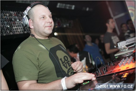 Defected in the house - Praha - photo #7